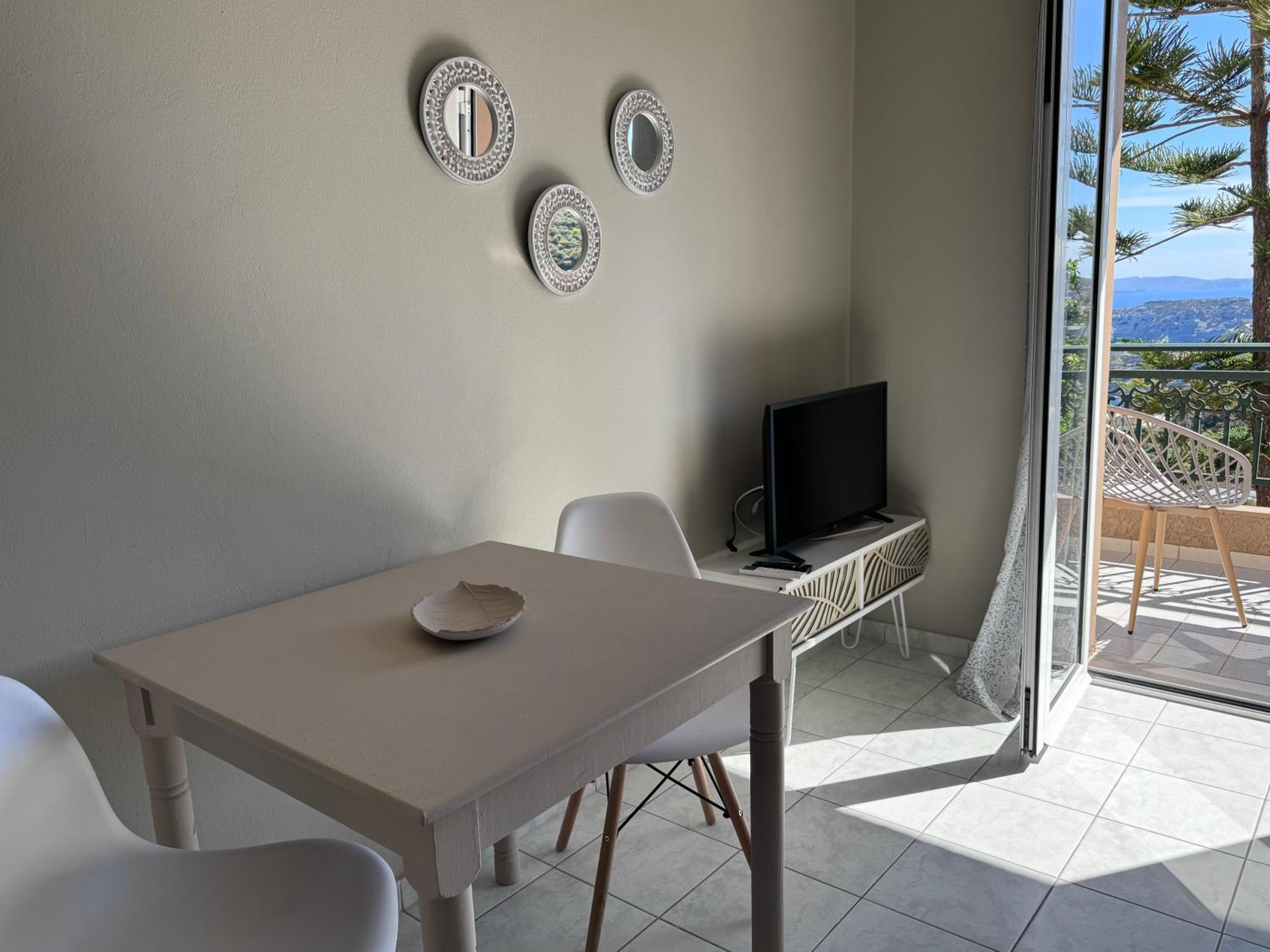 Golden View Apartment Agia Pelagia  Exterior photo