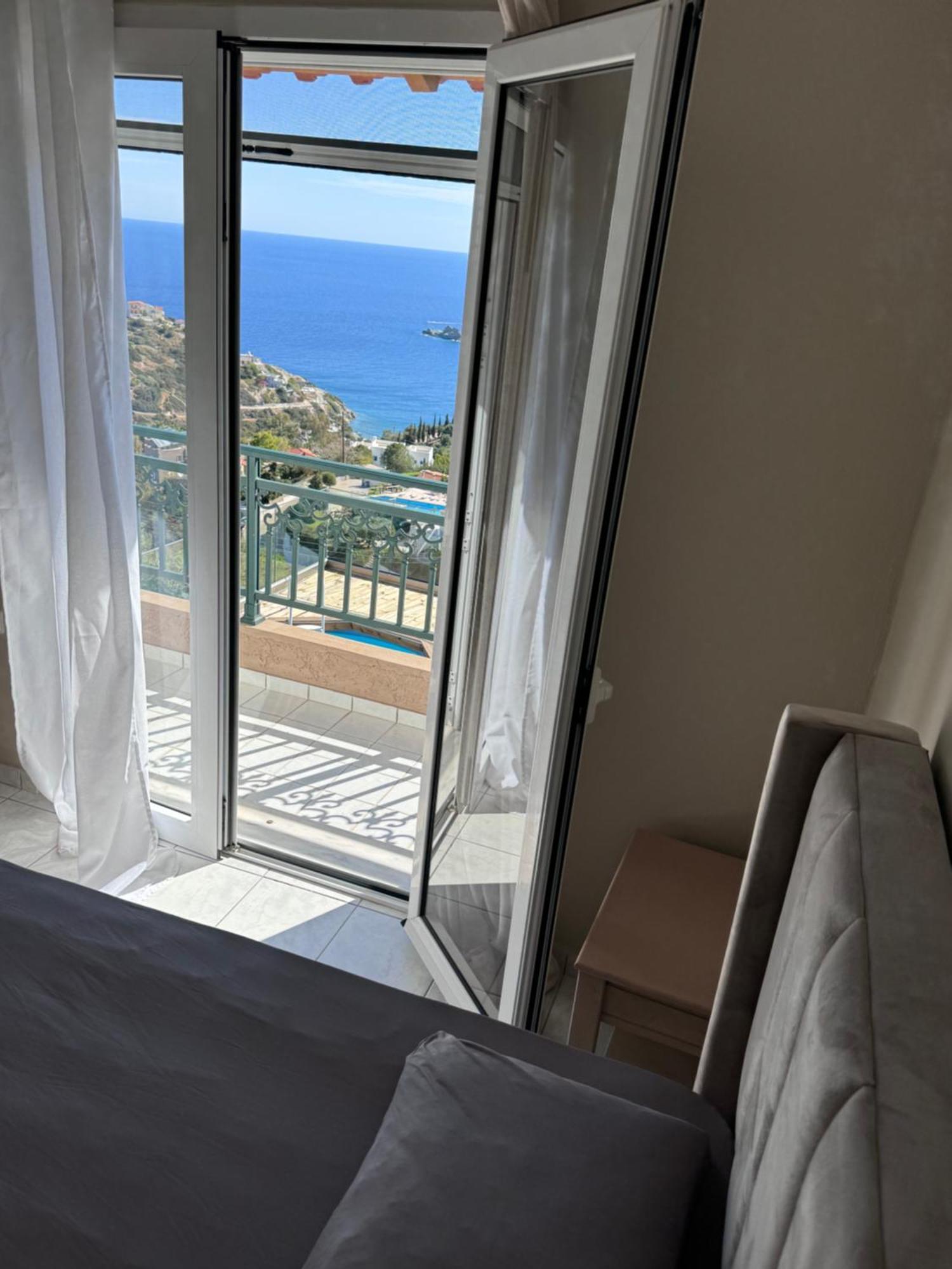 Golden View Apartment Agia Pelagia  Exterior photo